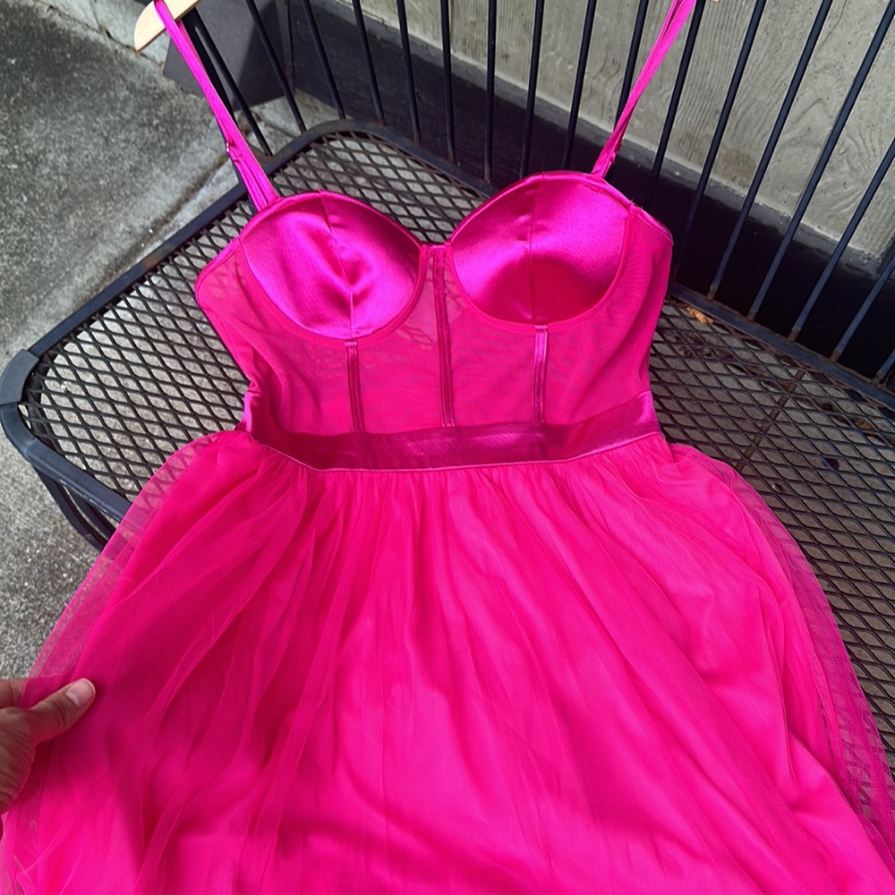 NWT. Pink Boho Womens Split Thigh Mesh Cami Dress